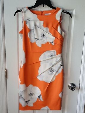 Calvin Klein Orange and White Floral Pleated Midi Dress 8P